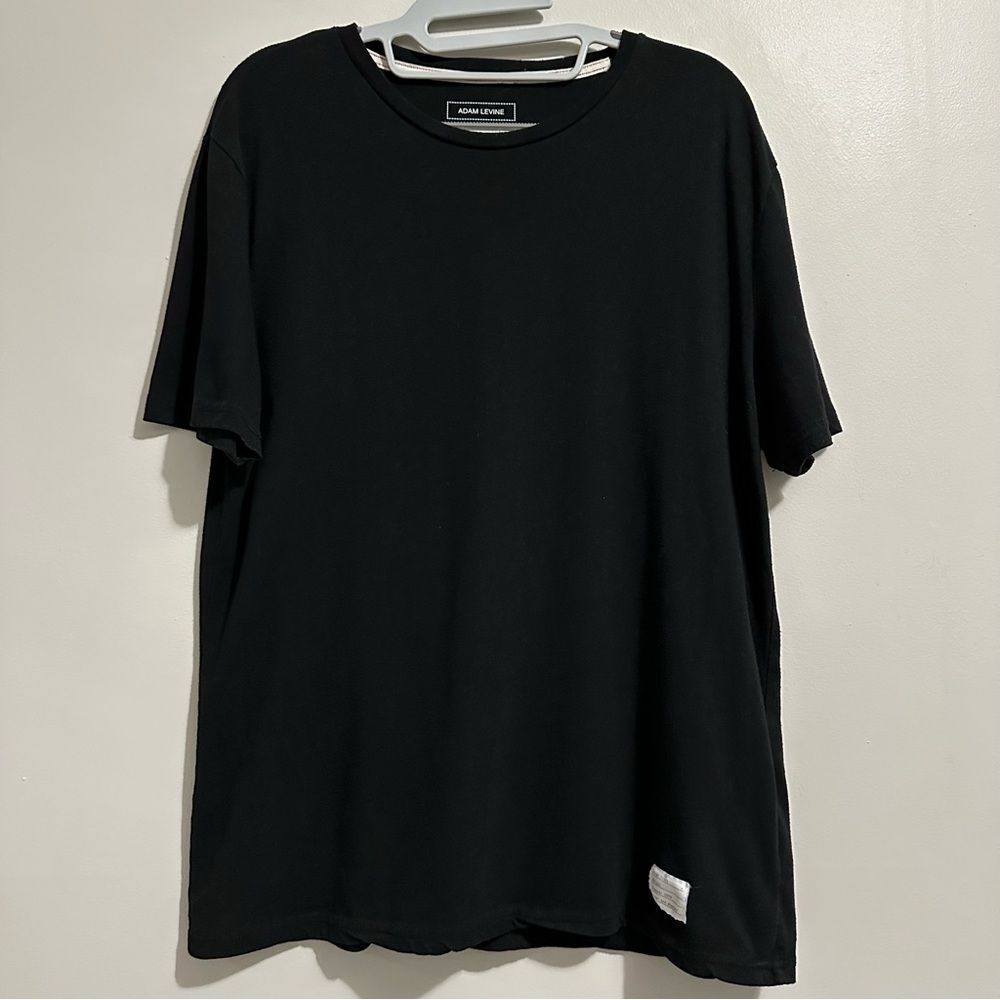 Adam Levine Collection Classic Black Short Sleeve Basic Tee with Patch Size L